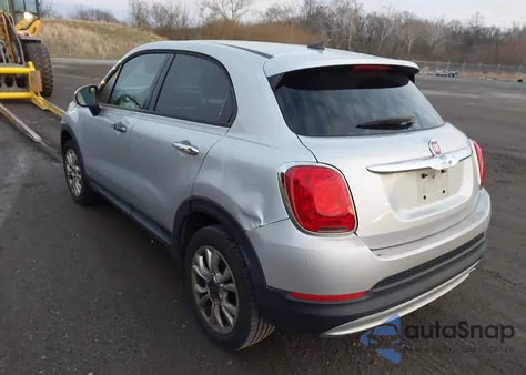 2016 Fiat 500X Easy z USA, uszkodzony, nr VIN ZFBCFXBT3GP364042
